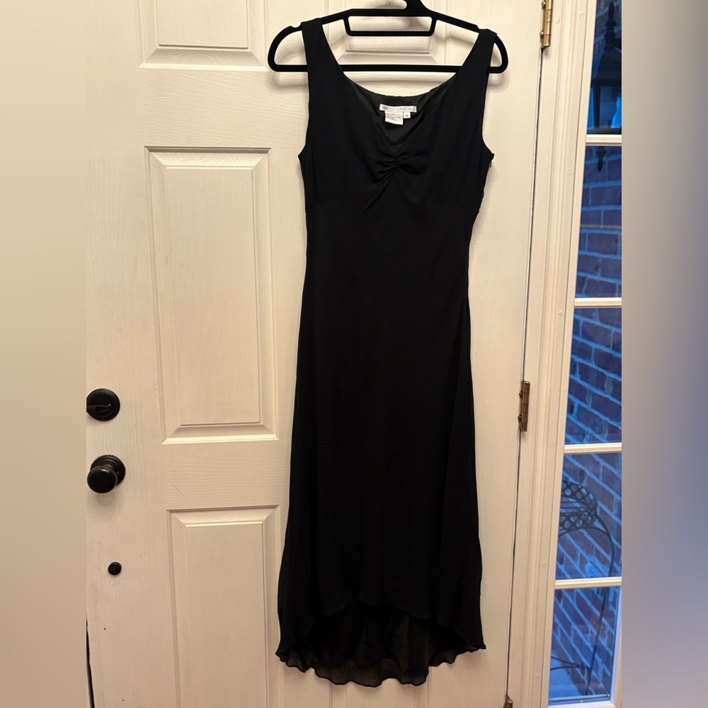 Maggy London Black Sheath long 100 percent silk Cocktail Dress